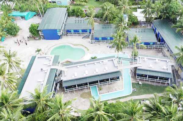 philippines-resort-pool